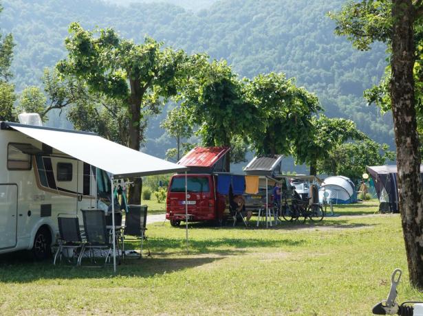 campinglago en september-offer-campsite-lake-corlo-belluno-dolomites 009